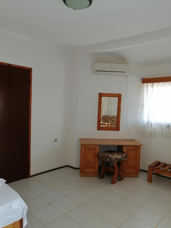Ianakiev Guest House Τσερνομόρετς Εξωτερικό φωτογραφία